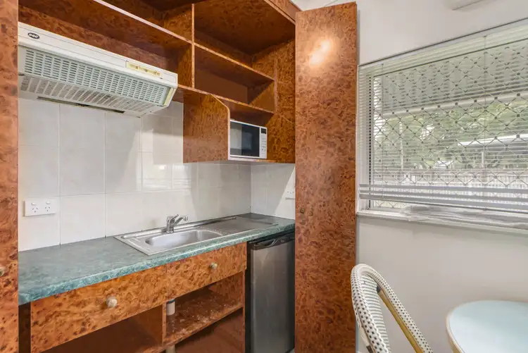 Fifth view of Homely studio listing, 18/4 Chester Court, Manunda QLD 4870