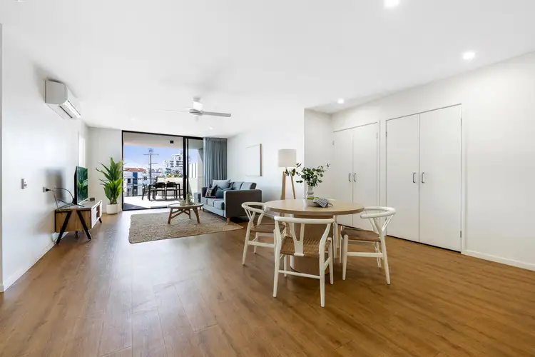 Sixth view of Homely unit listing, 5/20 Beach Road, Maroochydore QLD 4558