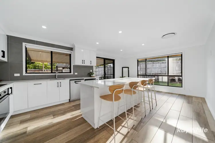 Fifth view of Homely house listing, 2 Durham Court, Heritage Park QLD 4118