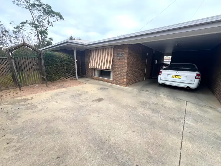 2/21 Norris Court, Deniliquin NSW 2710