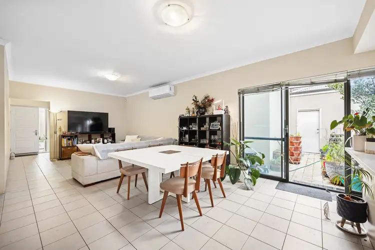 Fifth view of Homely house listing, 6/8 Raleigh Street, Belmont WA 6104