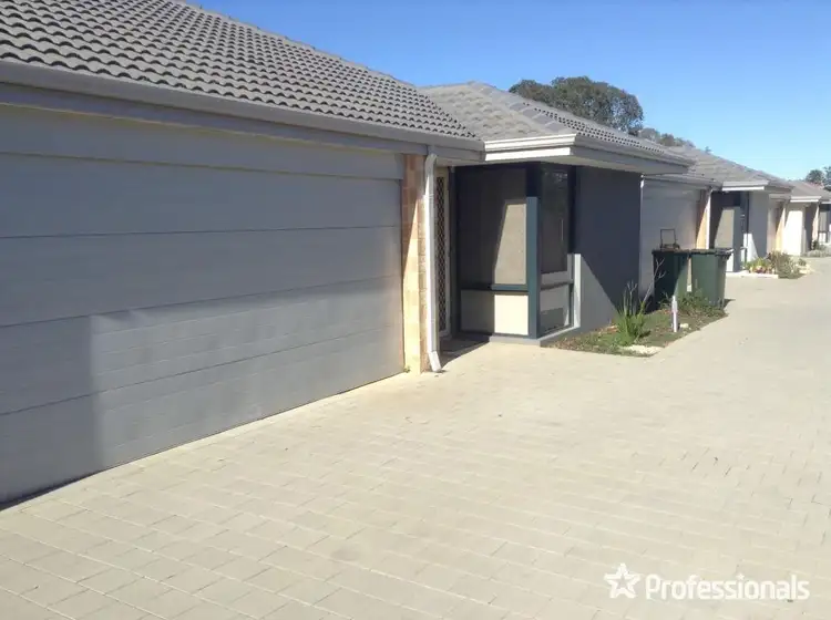 2/56 Fifth Rd, Armadale WA 6112