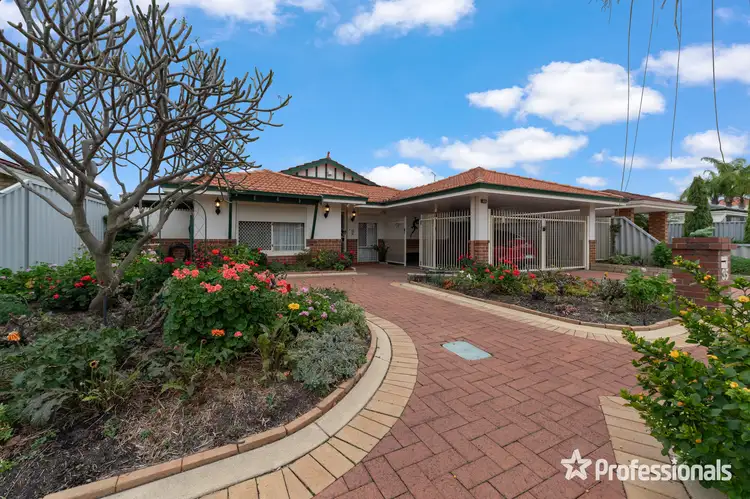 Second view of Homely house listing, 35 Parella Court, Bennett Springs WA 6063