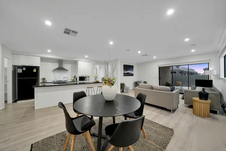 5 Clear Drive, Tarneit VIC 3029