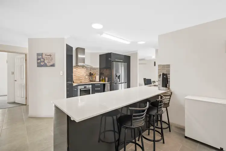 Fifth view of Homely house listing, 4 Debanie Court, Marsden QLD 4132