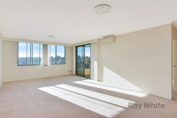 144/107-115 Pacific Highway, Hornsby NSW 2077