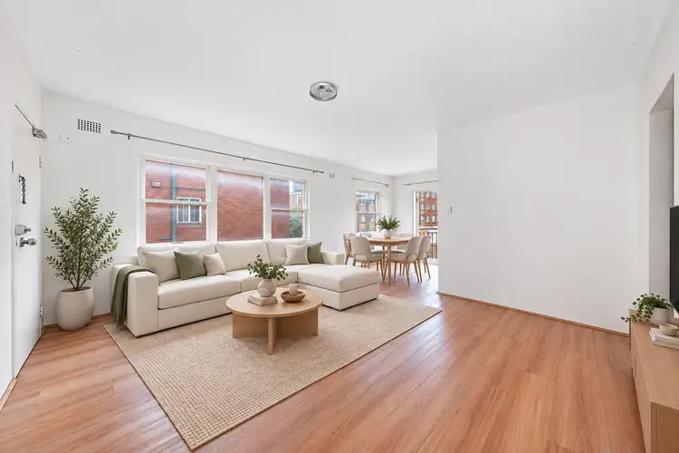 26 Jauncey Place