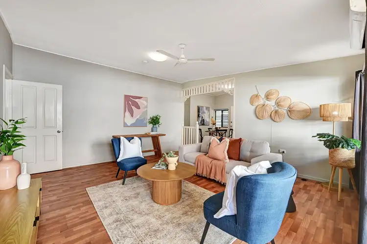 21 Surrey Street, Hyde Park QLD 4812