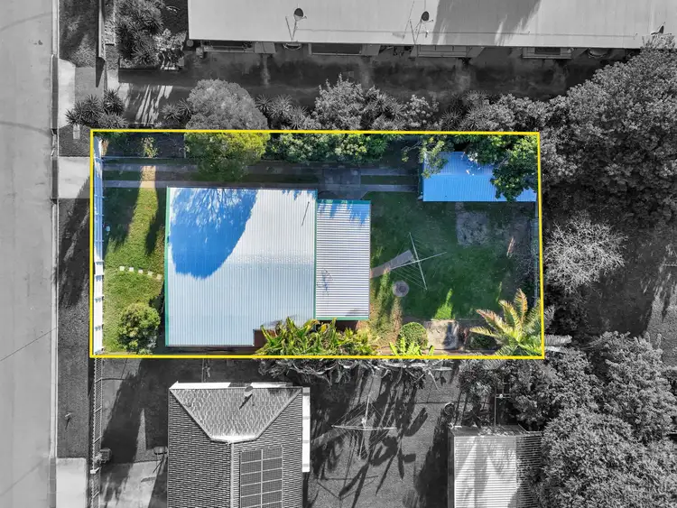 Second view of Homely house listing, 21 Surrey Street, Hyde Park QLD 4812