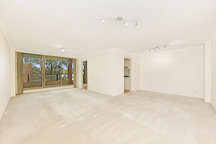 50 Oxley Street