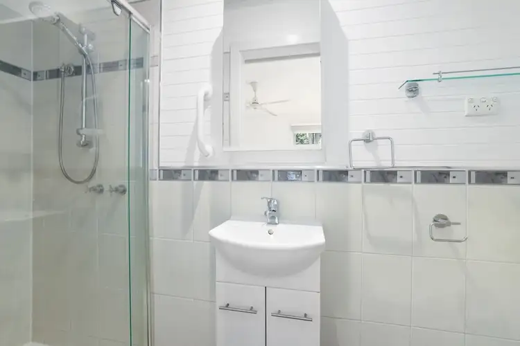 Fifth view of Homely house listing, 4 Chartwell Drive, Wantirna VIC 3152
