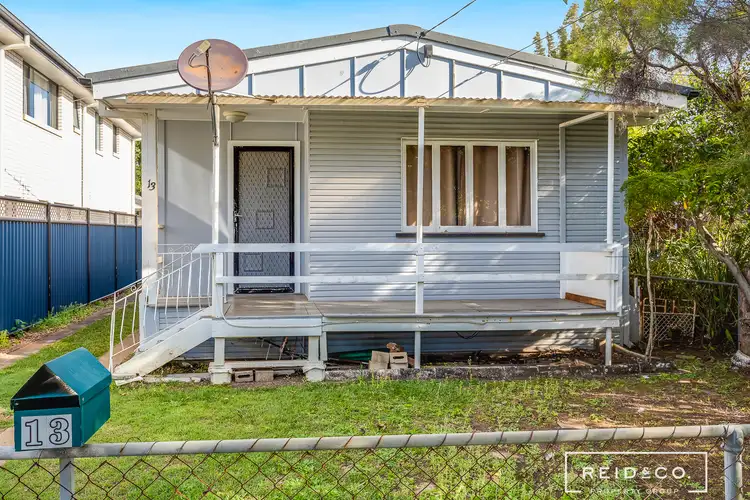13 Campbell Street, Scarborough QLD 4020