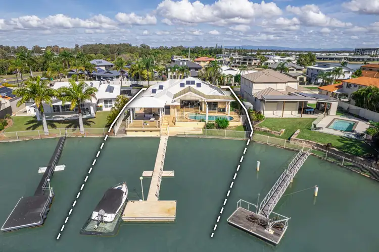 6 Defender Street, Newport QLD 4020