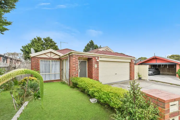 7 The Ridge, Hampton Park VIC 3976