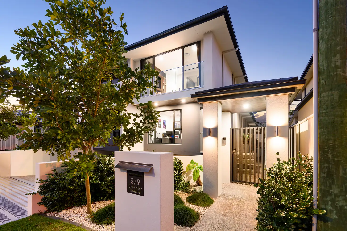 Main view of Homely semi-detached listing, 2/9 Shoveller Avenue, Paradise Point QLD 4216