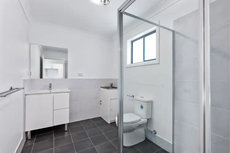 Fourth view of Homely house listing, 2/53 Evesham Circuit, Tamworth NSW 2340