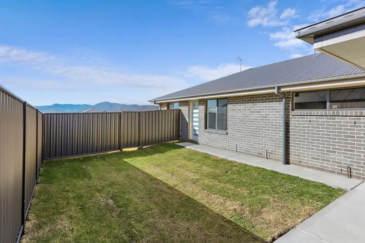 Fifth view of Homely house listing, 2/53 Evesham Circuit, Tamworth NSW 2340