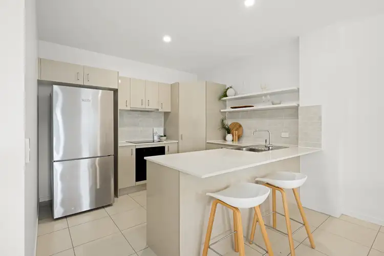 Sixth view of Homely semi-detached listing, 1/11 Pangali Circuit, Birtinya QLD 4575