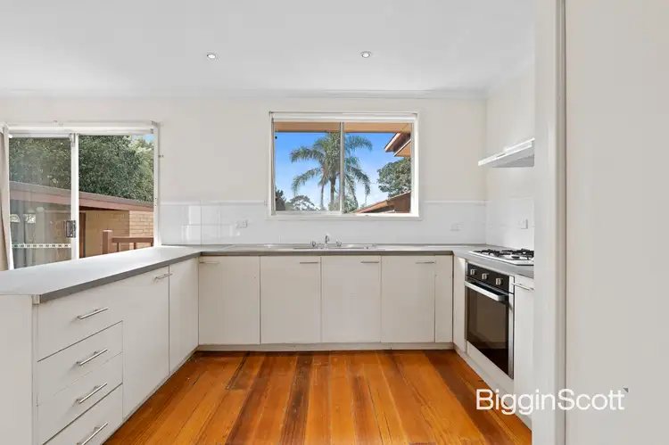 Fifth view of Homely house listing, 15 Trent Court, Notting Hill VIC 3168