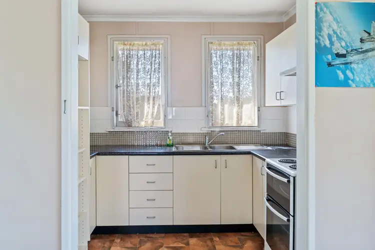 Second view of Homely house listing, 7 Nioka Place, Orange NSW 2800