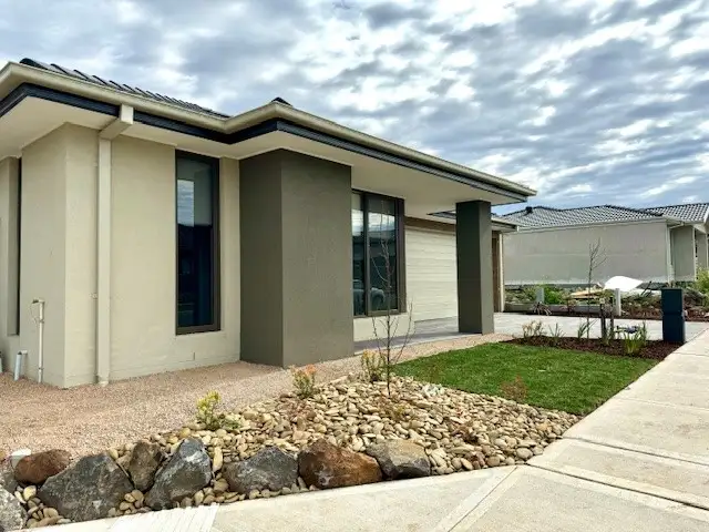 1 Kumara Drive, Manor Lakes VIC 3024