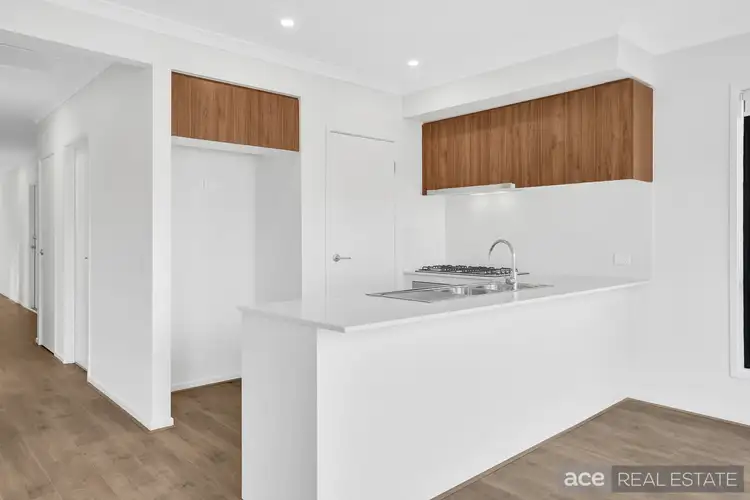 Fifth view of Homely house listing, 10 Rushmore Way, Bonnie Brook VIC 3335