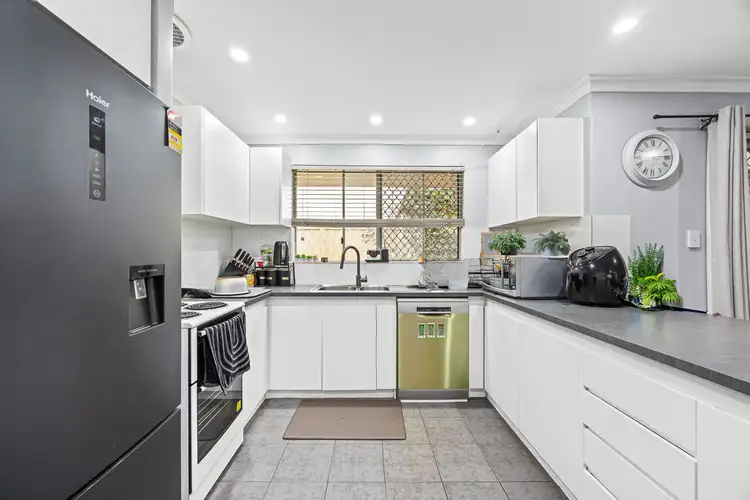 2/186 Hardey Road, Belmont WA 6104