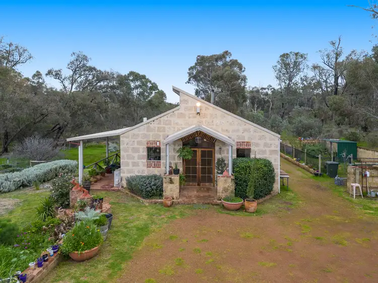 7260 Werribee Road, Wooroloo WA 6558