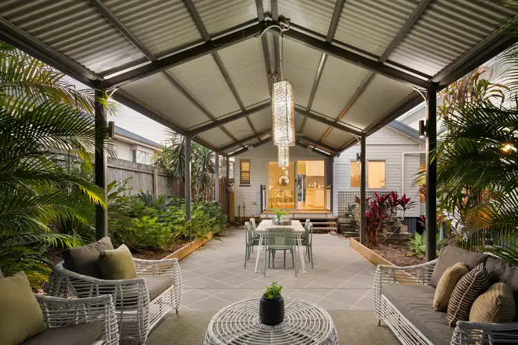 24 Crowley Street, Zillmere QLD 4034