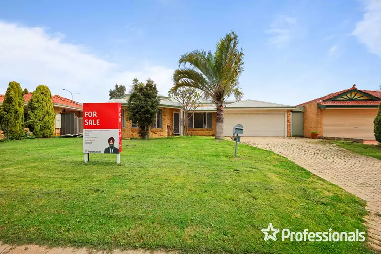 Second view of Homely house listing, 39 Tritonia Rise, Thornlie WA 6108