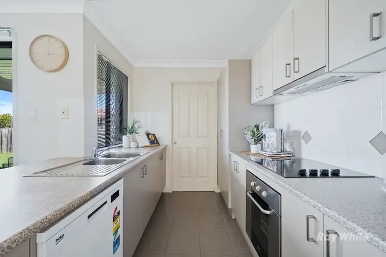 Sixth view of Homely house listing, 5 Filey Court, Berrinba QLD 4117