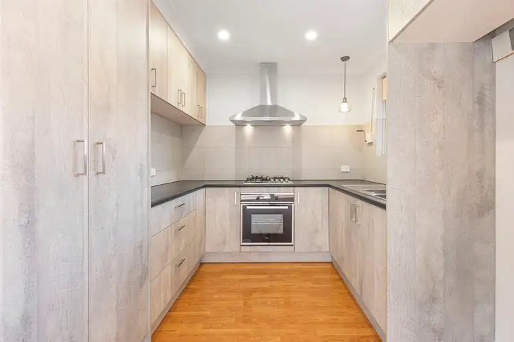 Sixth view of Homely house listing, 11 Lowan loop, Karawara WA 6152