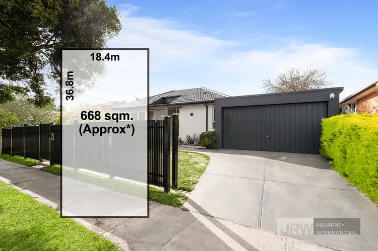 34 Kauri Grove, Glen Waverley VIC 3150