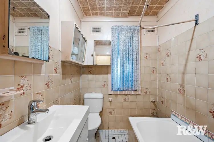 Sixth view of Homely house listing, 15 Rotorua Street, Lethbridge Park NSW 2770