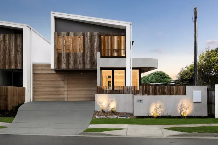 Second view of Homely house listing, 8 Bluebird Parade, Bokarina QLD 4575