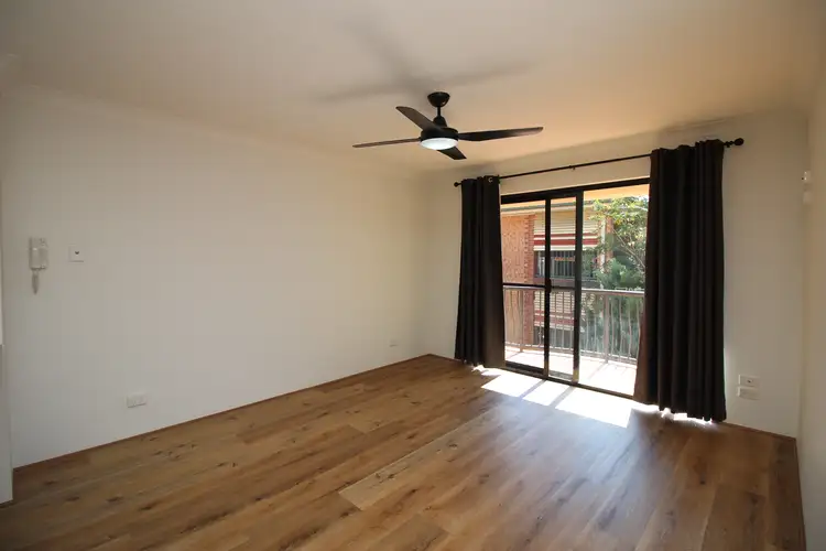 35/217-219 Scarborough Street, Southport QLD 4215