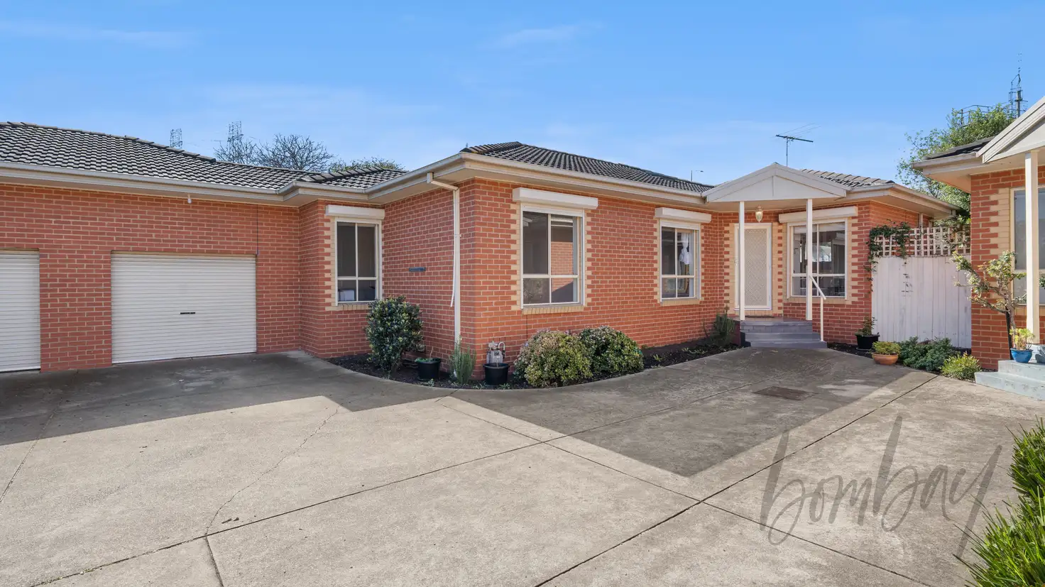 Main view of Homely unit listing, 2/76 Langton Street, Glenroy VIC 3046