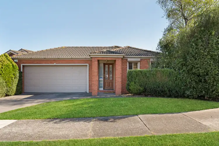 1/4 Clement Court, Mill Park VIC 3082