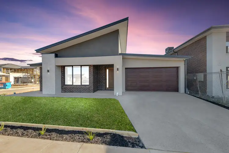 32 Snipe Drive, Strathtulloh VIC 3338