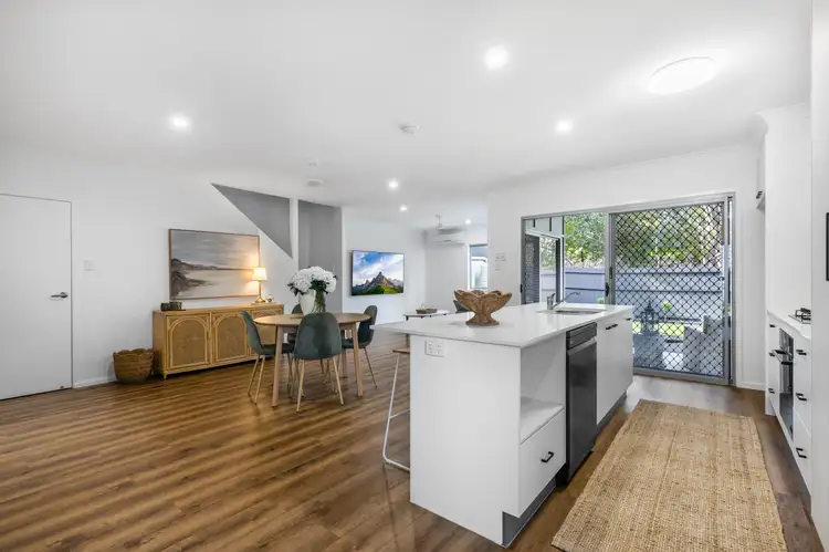 Sixth view of Homely townhouse listing, 2/312 Manly Road, Manly West QLD 4179