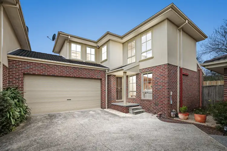 13 View Road