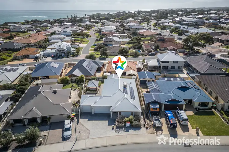 6 Trumpeter Parade, Yanchep WA 6035