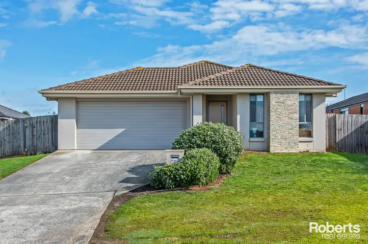 6 Nutview Court