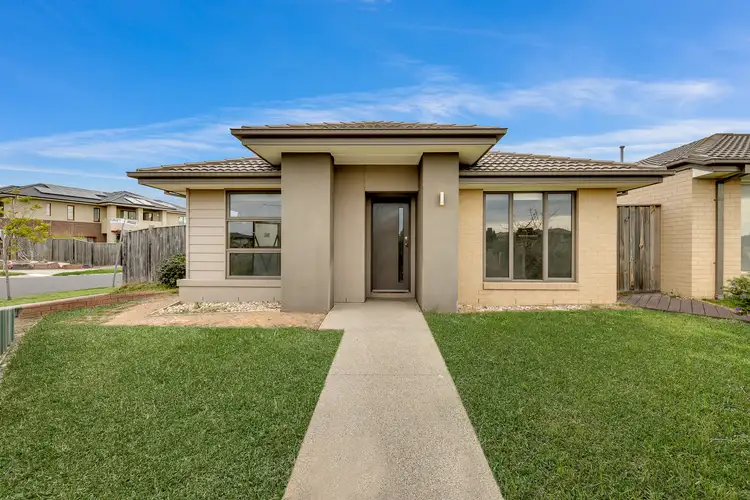 26 Maslin Walk, Point Cook VIC 3030
