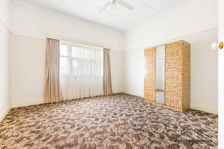 Fifth view of Homely house listing, 15 John Street, Horsham VIC 3400