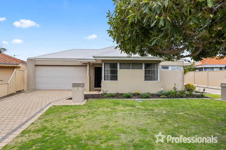 12A Medhurst Crescent, Nollamara WA 6061