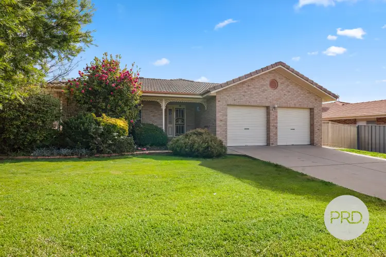 Second view of Homely house listing, 4 Fletcher Place, Kooringal NSW 2650