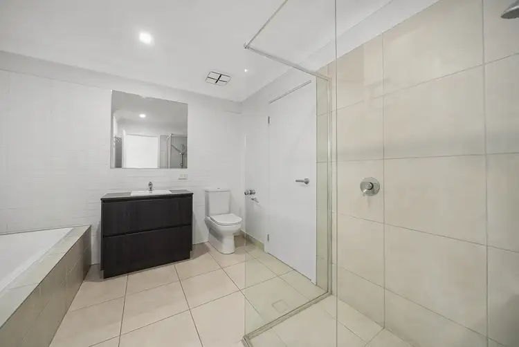 Fifth view of Homely house listing, 189 South Circuit, Oran Park NSW 2570