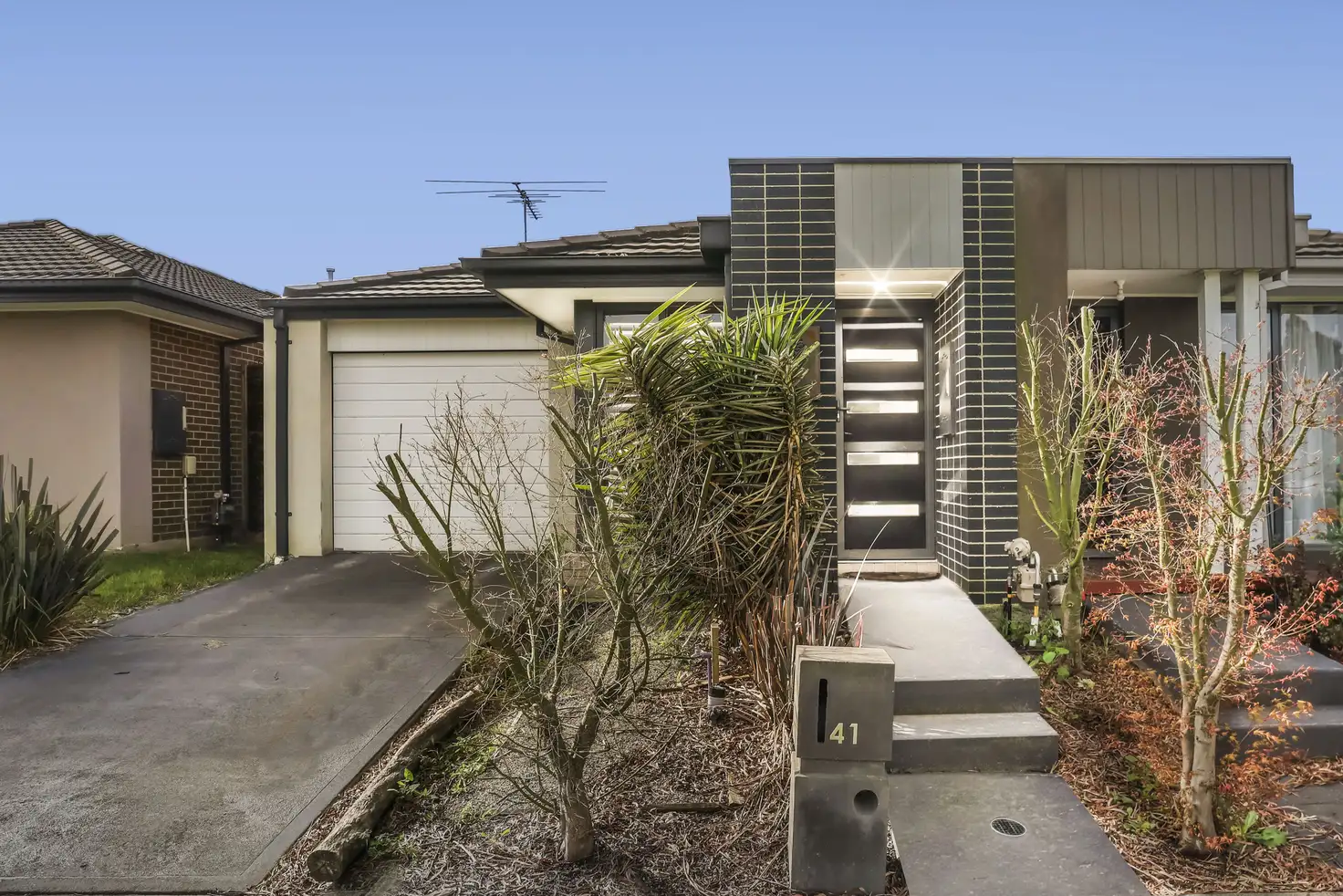 Main view of Homely unit listing, 41 Bimberry Circuit, Clyde VIC 3978