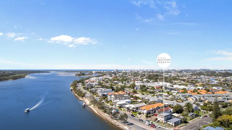 221 Bradman Avenue, Maroochydore QLD 4558